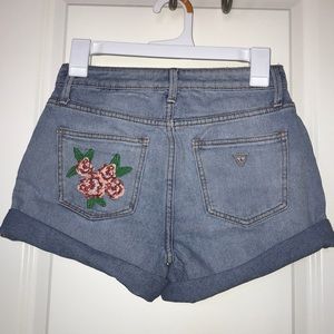 GUESS LA embroidery shorts